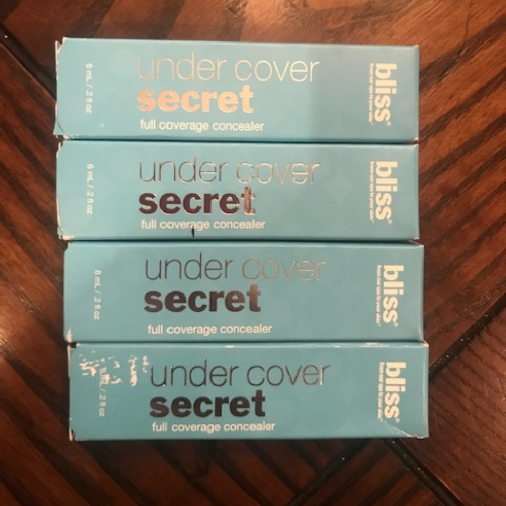 BLISS Under Cover Secret Concealer HONEY